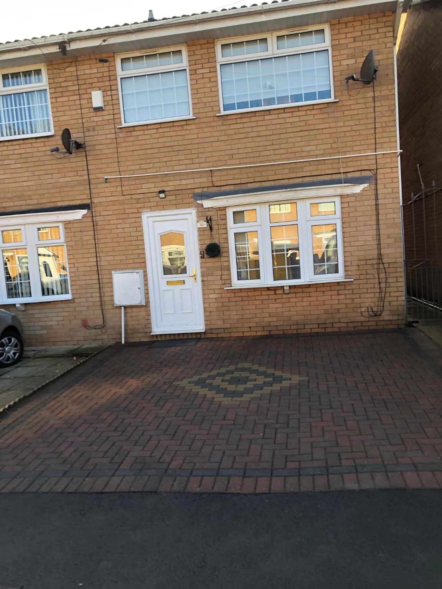 Liverpool Home With Free Parking West Derby Bagian luar foto